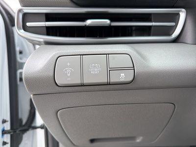 2026 Hyundai Elantra Hybrid — photo 18 view