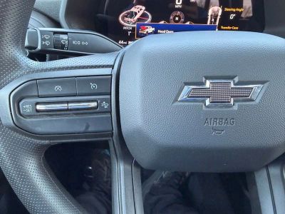 2025 Chevrolet Colorado - Photo 14