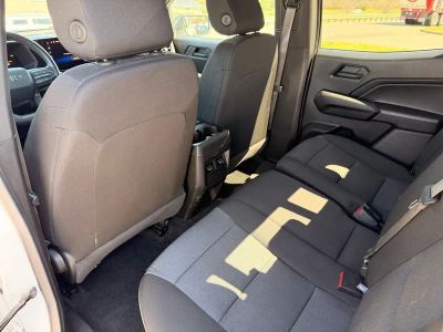 2025 Chevrolet Colorado - Photo 28