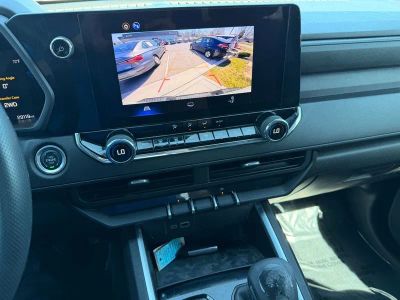 2025 Chevrolet Colorado - Photo 18