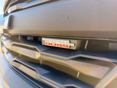 2025 Chevrolet Colorado - Photo 8