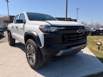2025 Chevrolet Colorado - Photo 6