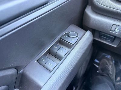 2025 Chevrolet Colorado - Photo 21