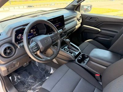 2025 Chevrolet Colorado - Photo 24