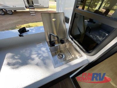 2025 Forest River RV Wildwood X-Lite - Photo 14