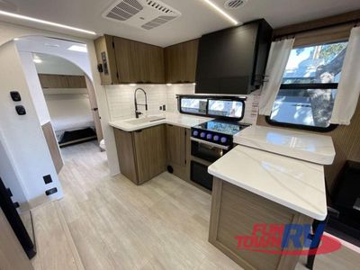 2025 Forest River RV Wildwood X-Lite - Photo 18