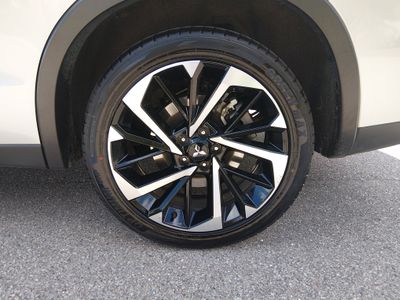 2024 Mitsubishi Outlander - Photo 10