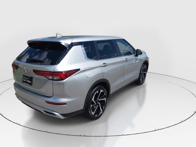 2024 Mitsubishi Outlander - Photo 7