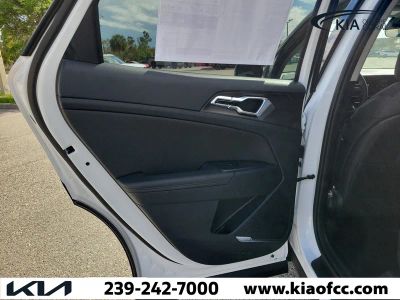 2026 Kia Sportage — photo 14 view