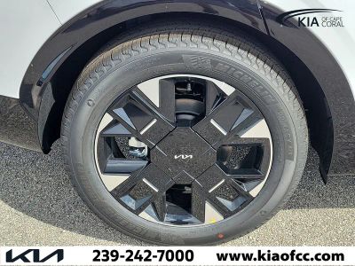 2026 Kia Sportage — photo 9 view