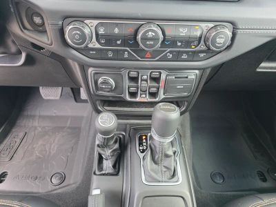 2026 Jeep Gladiator — photo 15 view