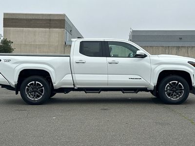 2026 Toyota Tacoma — photo 8 view