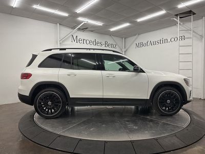 2026 Mercedes-Benz GLB — photo 8 view