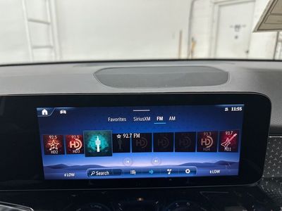 2026 Mercedes-Benz GLB — photo 13 view