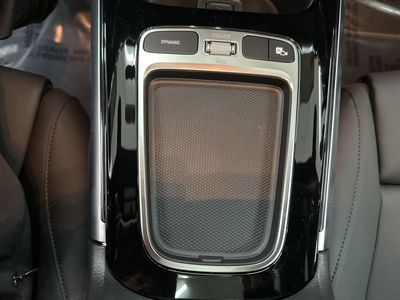 2026 Mercedes-Benz GLB — photo 17 view