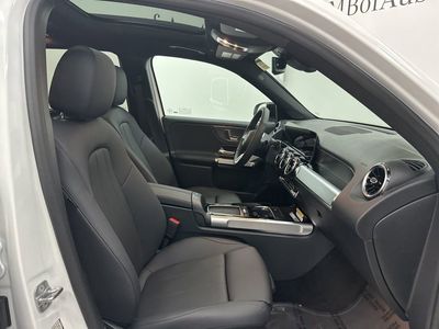2026 Mercedes-Benz GLB — photo 61 view