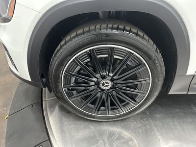 2026 Mercedes-Benz GLB — photo 32 view