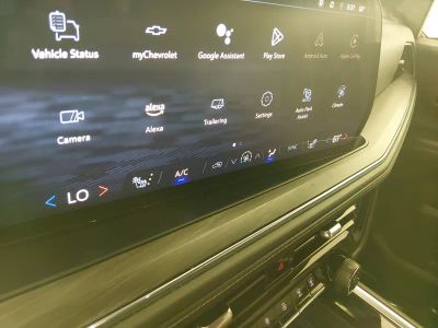 2025 Chevrolet Tahoe - Photo 17