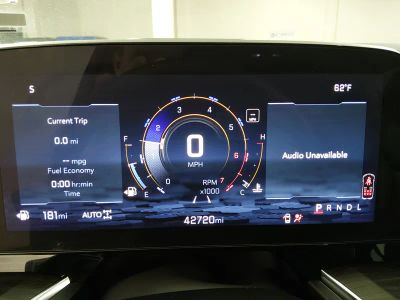 2025 Chevrolet Tahoe - Photo 14
