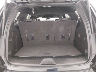 2025 Chevrolet Tahoe - Photo 11