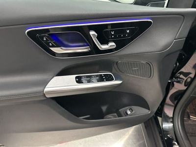 2026 Mercedes-Benz GLC — photo 11 view