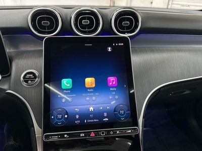 2026 Mercedes-Benz GLC — photo 13 view
