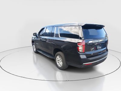 2024 Chevrolet Suburban - Photo 5