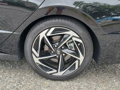 2024 Hyundai Sonata — photo 8 view
