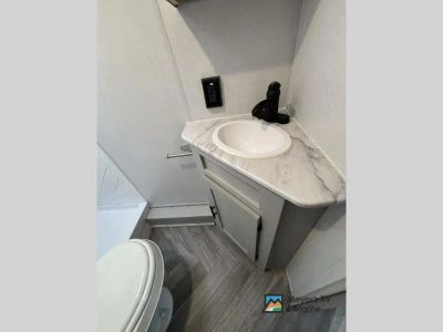 2022 Forest River RV Wildwood FSX - Photo 33