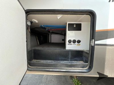 2017 Forest River RV Wildcat Maxx — photo 11 view