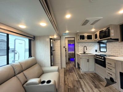 2023 CrossRoads RV Sunset Trail - Photo 12