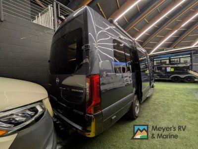 2023 Midwest Automotive Designs Patriot - Photo 3