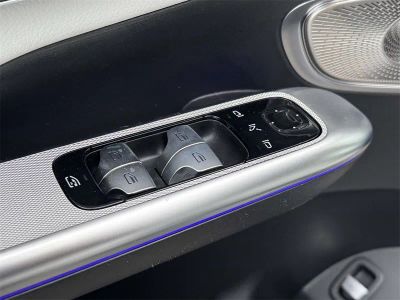 2026 Mercedes-Benz GLC — photo 18 view