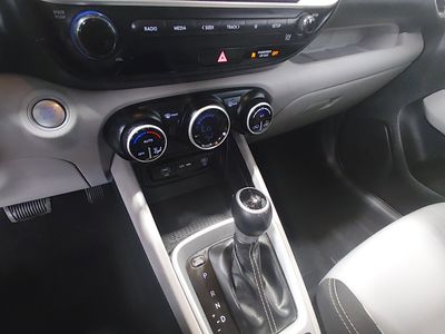2025 Hyundai Venue — photo 17 view