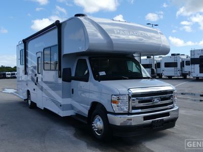 2026 Thor Motor Coach Pasadena SE - Photo 1