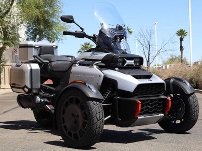2025 Can-Am Canyon XT - Photo 1