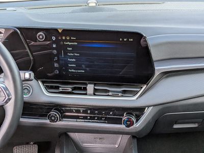 2025 Chevrolet Equinox - Photo 18