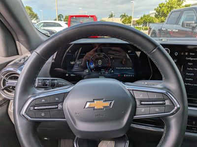 2025 Chevrolet Equinox - Photo 25