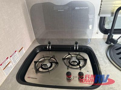 2022 Forest River RV R Pod — photo 10 view