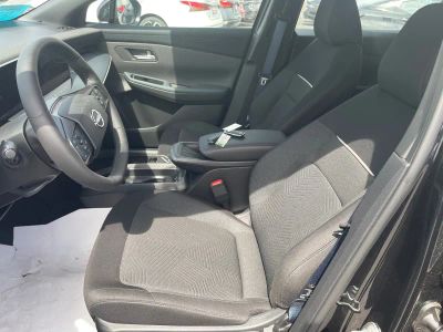 2026 Nissan LEAF — photo 9 view