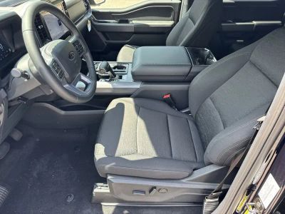 2026 Ford F-150 — photo 9 view