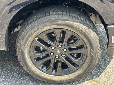 2026 Ford F-150 — photo 12 view