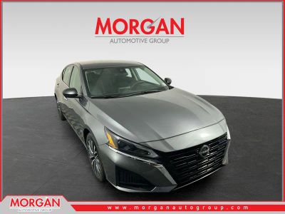 2024 Nissan Altima 2.5 SV in Gun Metallic — front three-quarter view