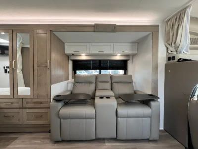 2027 Entegra ODYSSEY — photo 13 view
