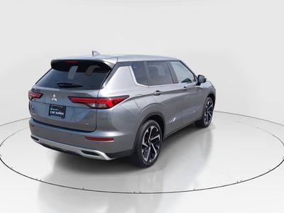 2024 Mitsubishi Outlander - Photo 7