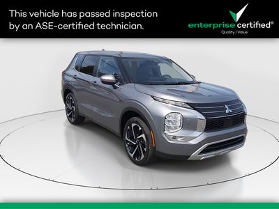 2024 Mitsubishi Outlander - Photo 1
