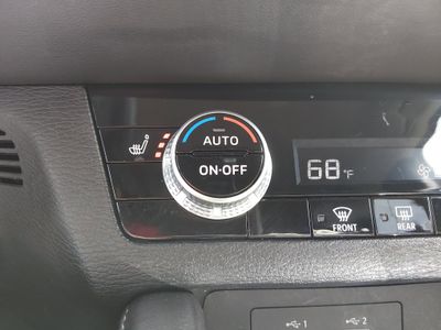 2024 Mitsubishi Outlander - Photo 19