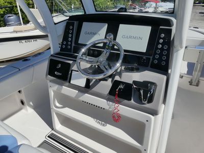 2023 Robalo 266 Cayman - Photo 12