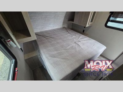 2026 Coachmen RV Catalina Legacy Edition - Photo 16