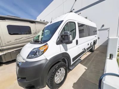 2023 Thor Motor Coach SEQUENCE - Photo 18